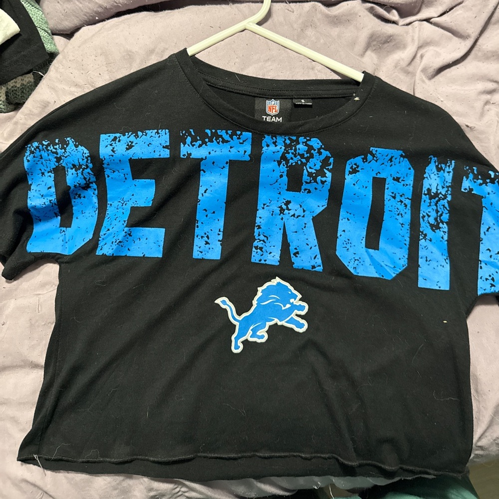 Detroit lions cropped top